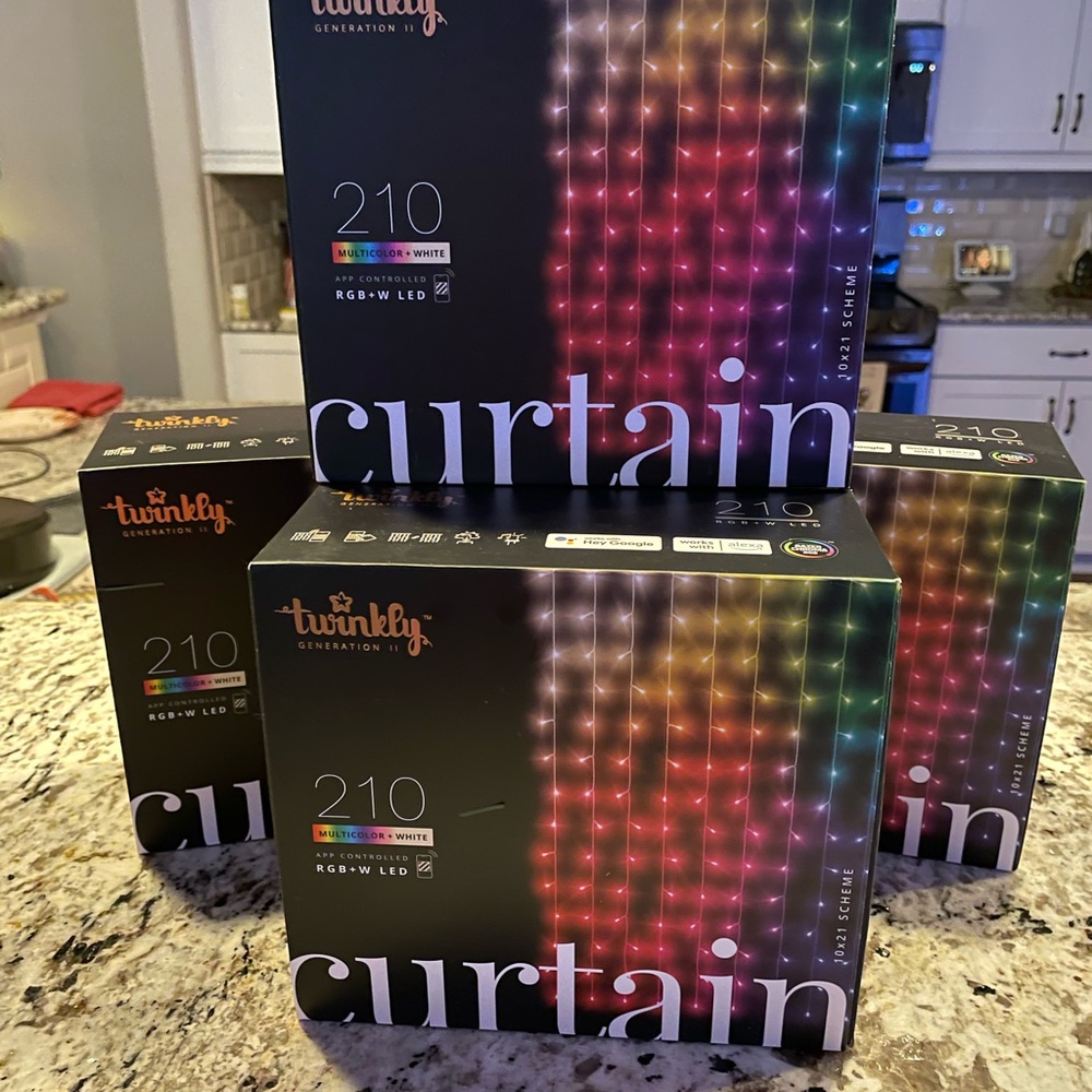 Twinkly RGBW LED Curtain Lights